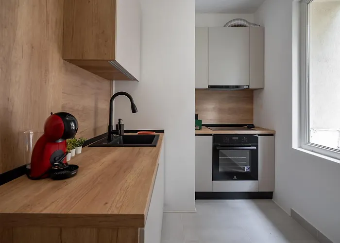 Rossini King Bed I Br Бухарест