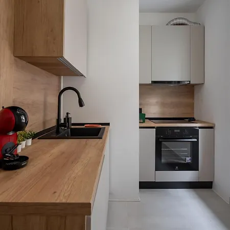 Rossini King Bed I Br Bucharest