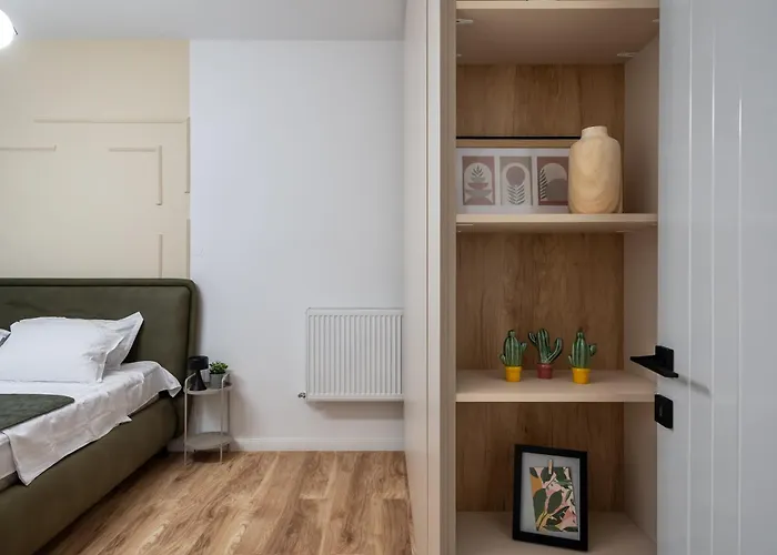 Rossini King Bed I Br Apartament Bucureşti