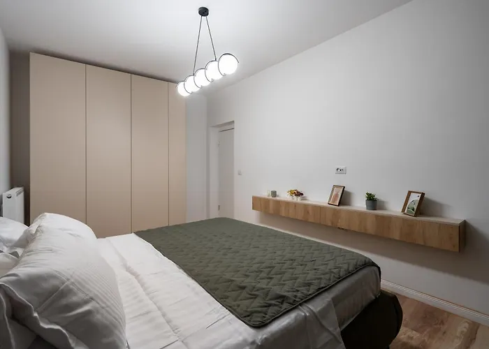 Rossini King Bed I Br Bucureşti